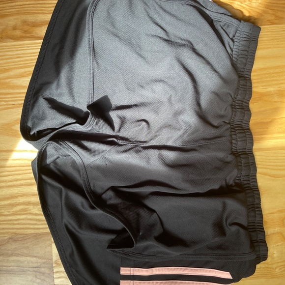 Comfy shorts - Picture 2 of 2